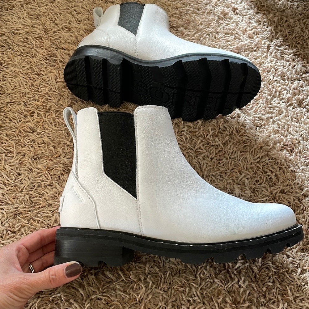 Sorel Lennox White Chelsea Boot